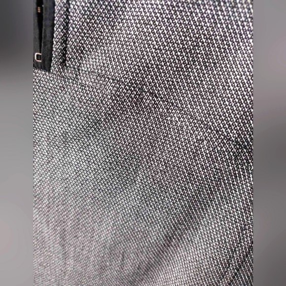 Express pencil skirt - Picture 2 of 3